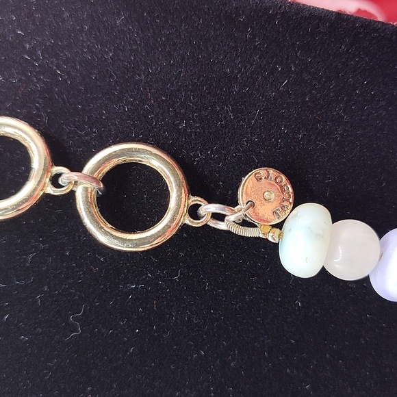 Vintage Talbots Stone/Glass Bead Gold Tone Paddle Charms Toggle Closure Necklace - Picture 6 of 7